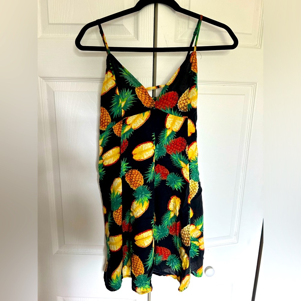 Women’s Tropical Dress - NWOT - M